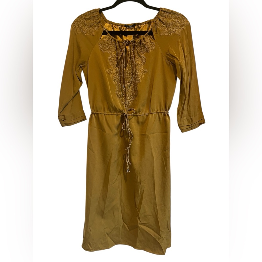 Elie Tahari elbow sleeve Gold silk Cut out Detail Embroidered Rita Dress size 2